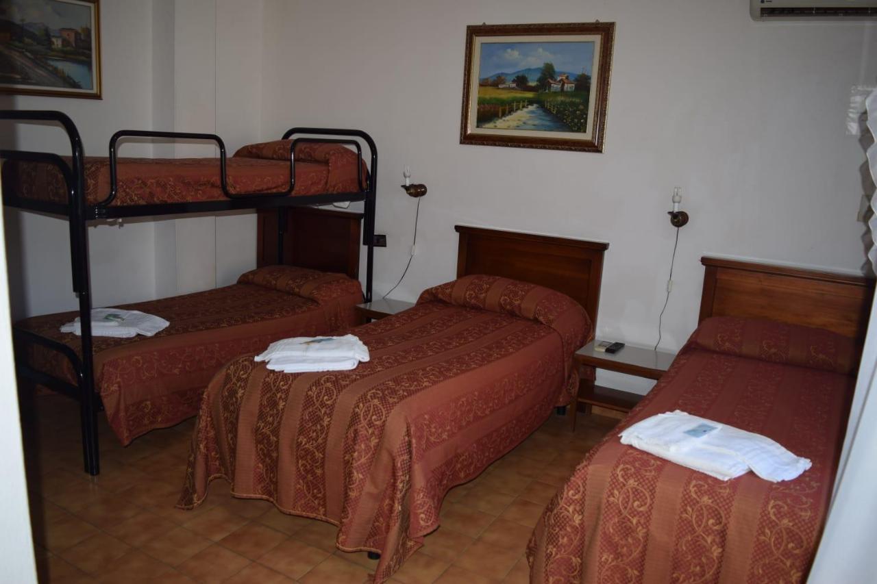 Hotel Garden Nuraminis ภายนอก รูปภาพ