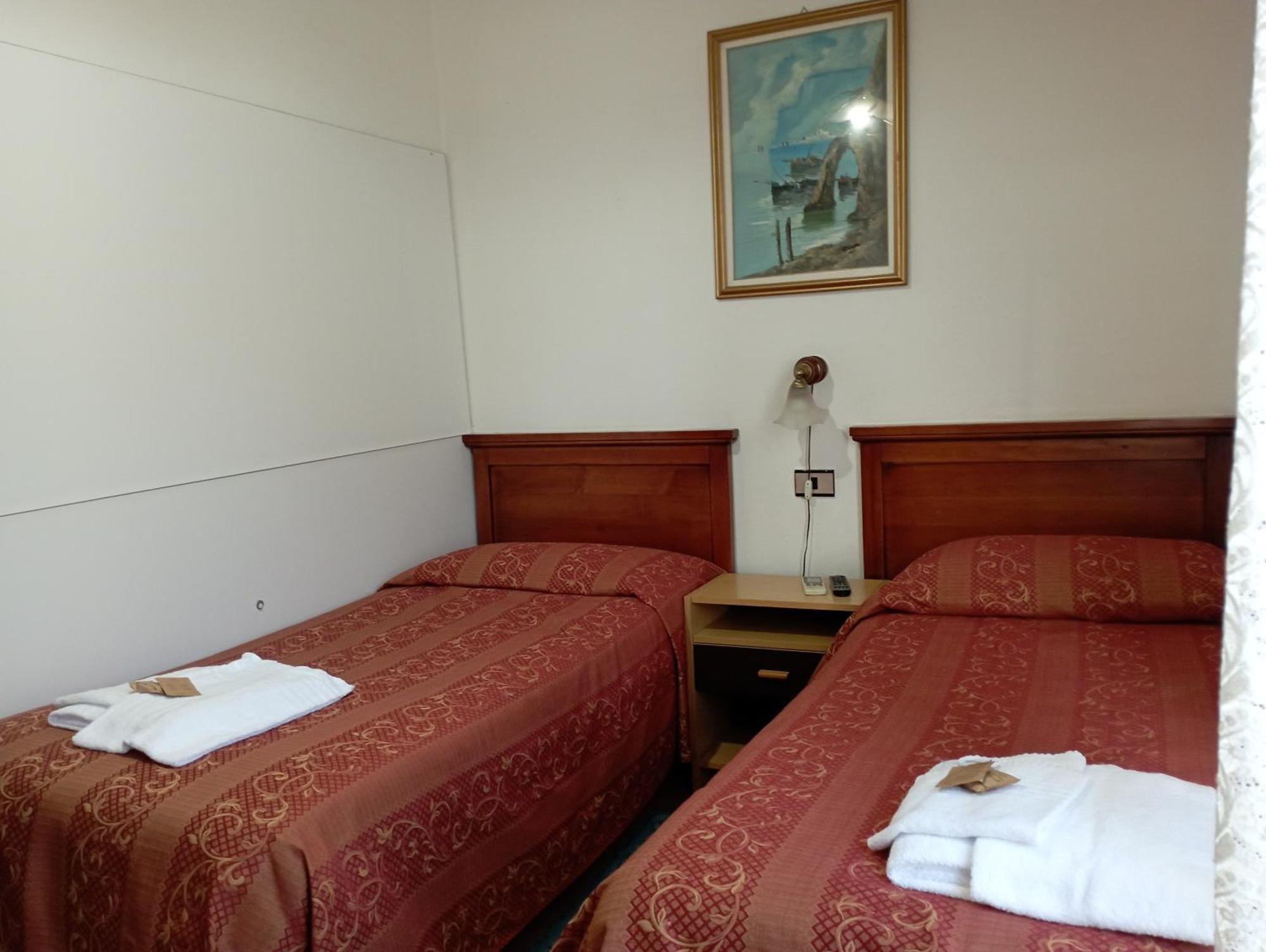 Hotel Garden Nuraminis ภายนอก รูปภาพ